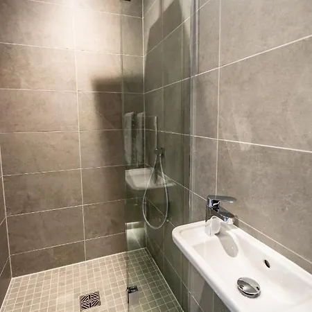 דירה Heights @ Ryedale House